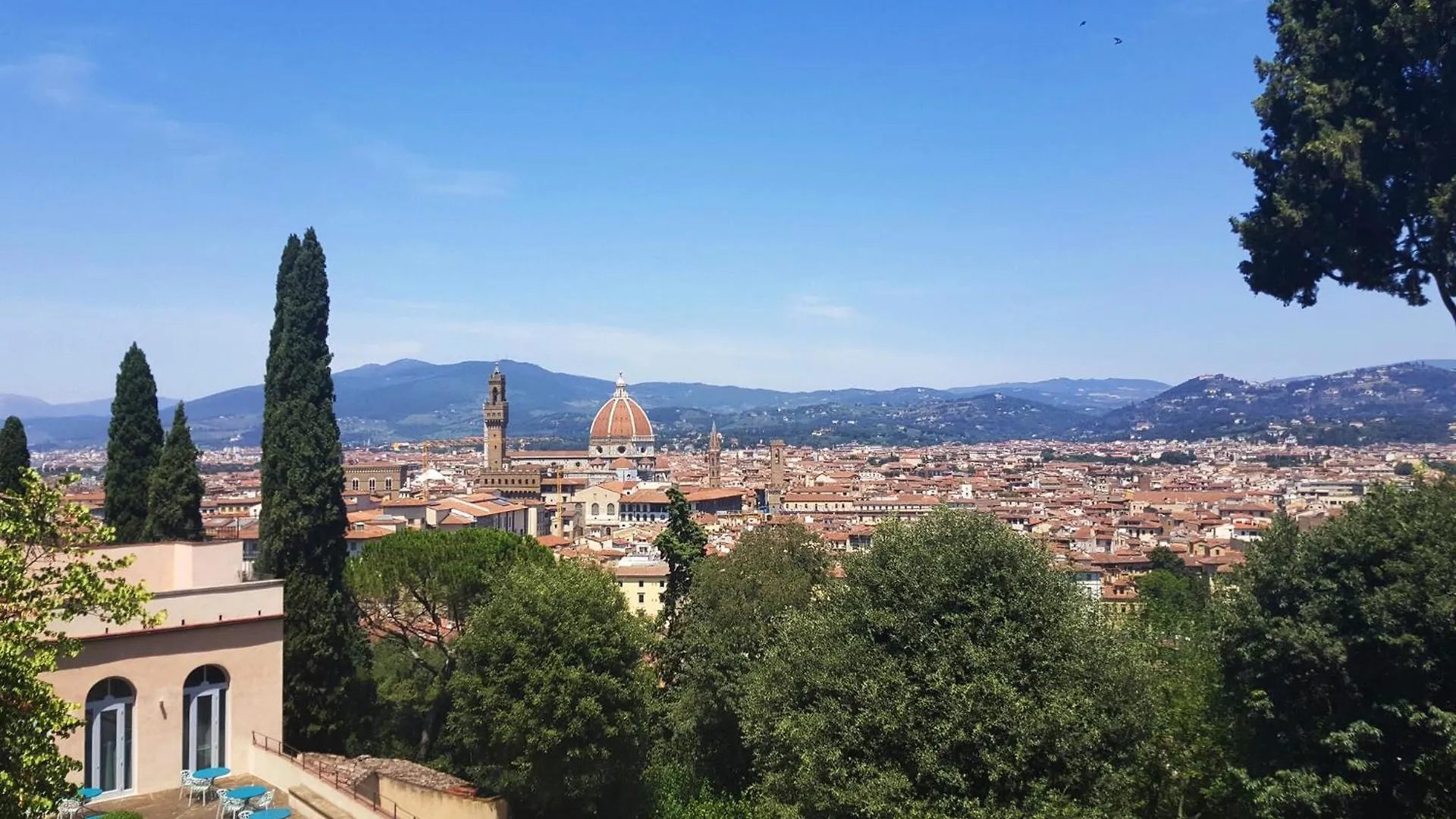 3 Bedroom Cozy Apartment In Scandicci