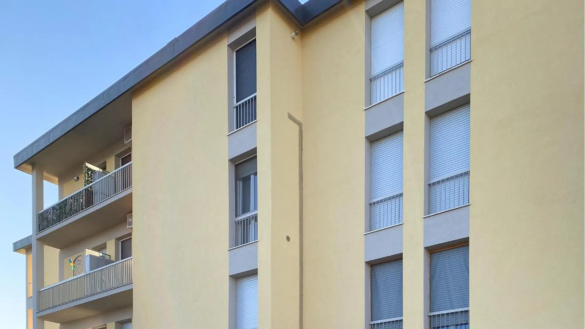 3 Bedroom Cozy Apartment In Scandicci Italia