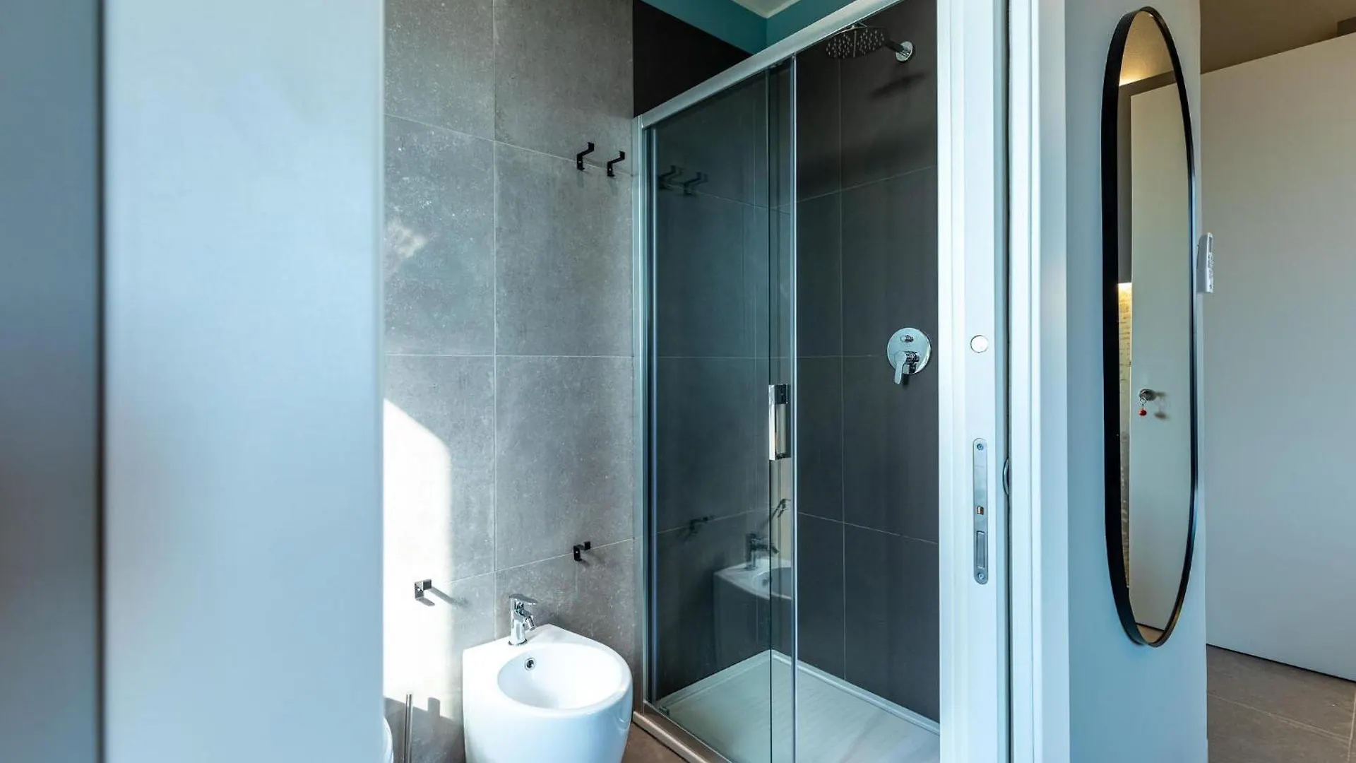3 Bedroom Cozy Apartment In Scandicci
