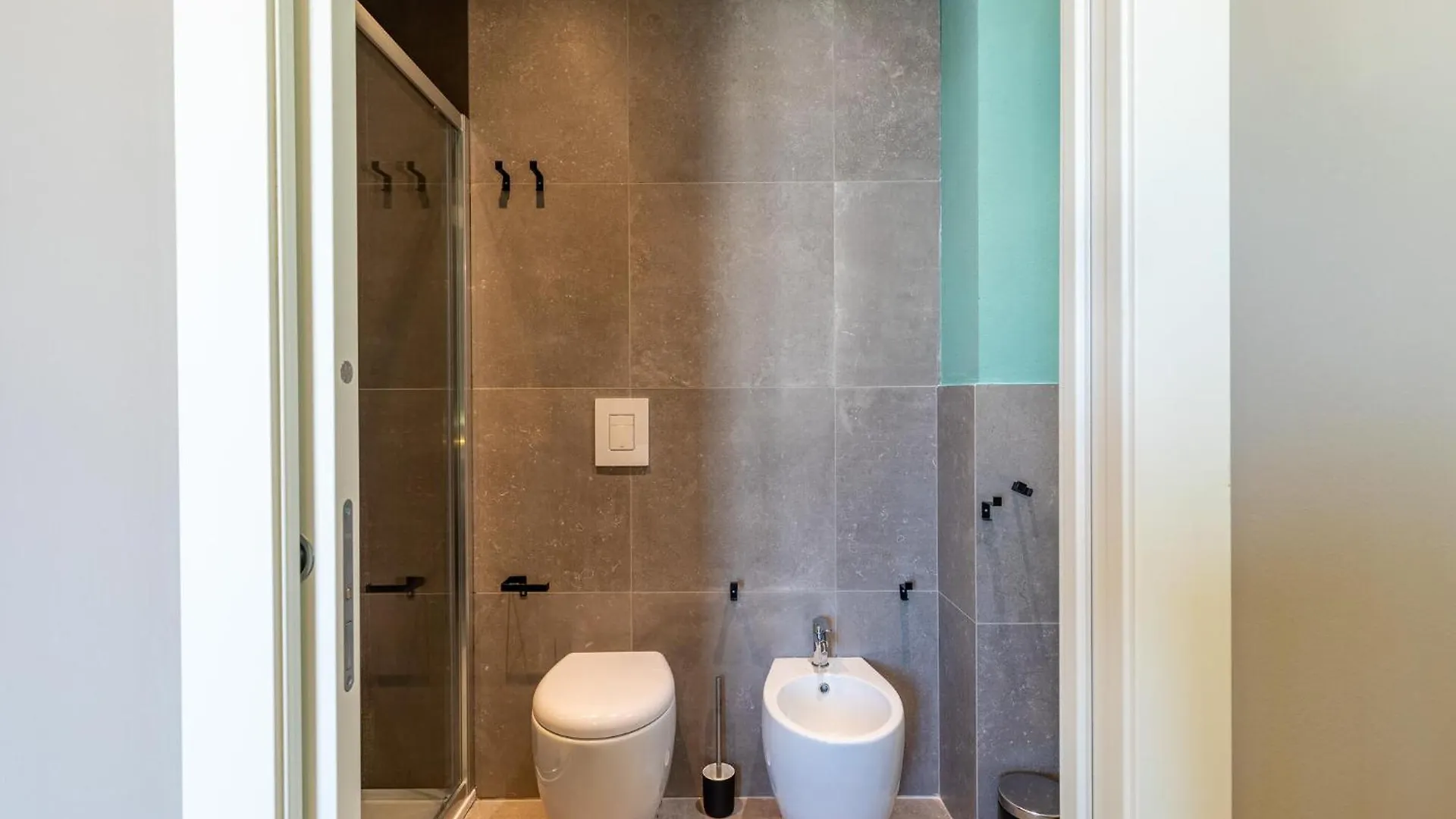 3 Bedroom Cozy Apartment In Scandicci 0*,  Italia